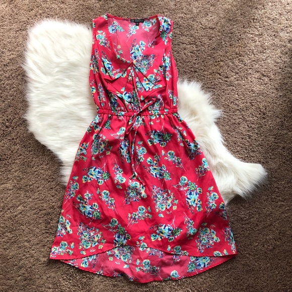 BeBop Dresses & Skirts - Retro Floral Dress